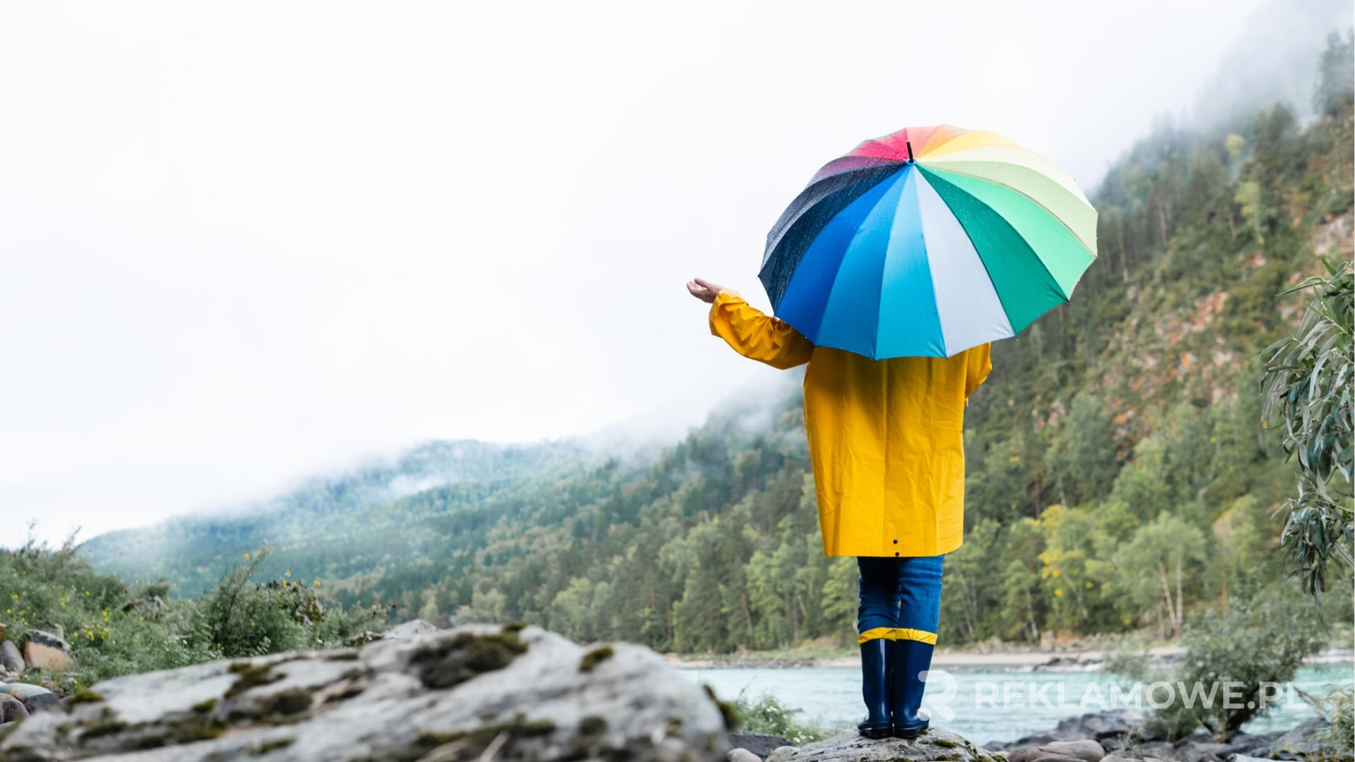 Parasol reklamowy z logo firmy